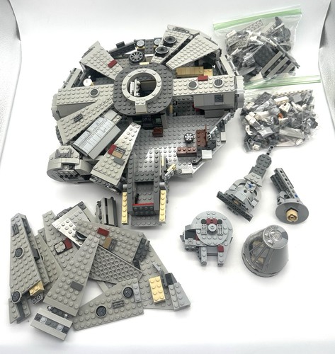 Lego millenium falcon 75105 - lego,