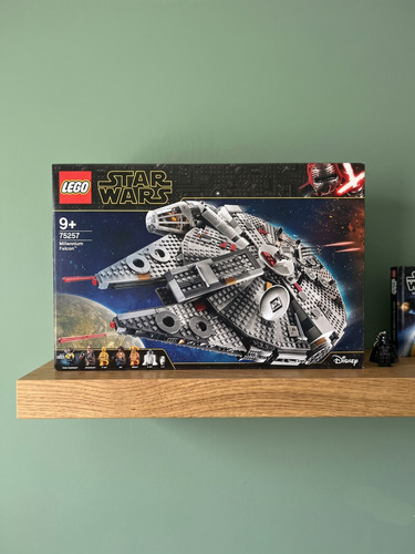 Lego star wars millennium - star,